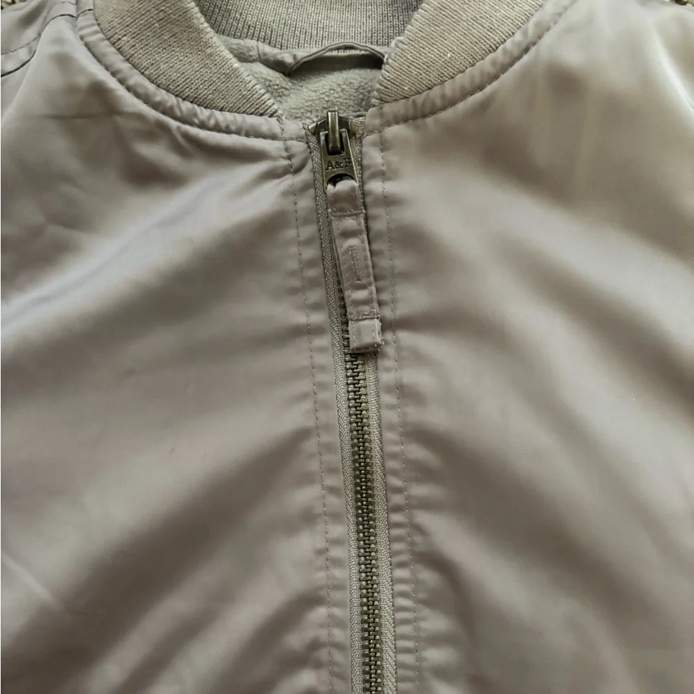 Abercrombie Kids Taupe Puffer Jacket - Picture 3 of 4